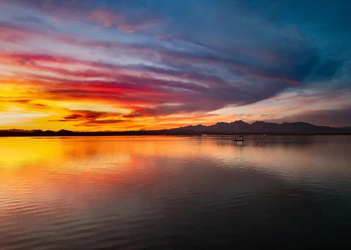 Paradise With King Bed & For The Family Holiday home Lake Havasu City